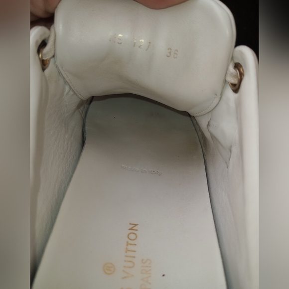 Louis Vuitton Sneakers - Picture 8 of 9